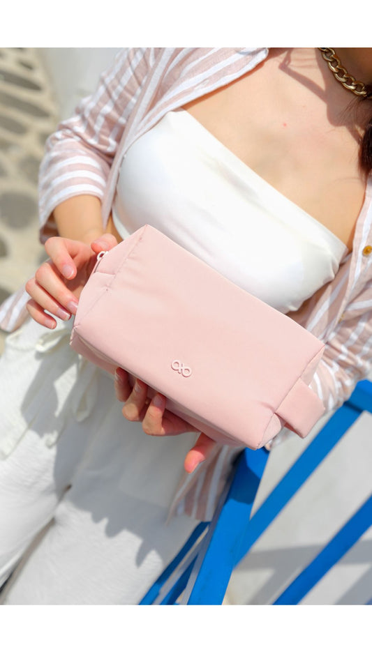 TRAVEL POUCH IN BLUSH