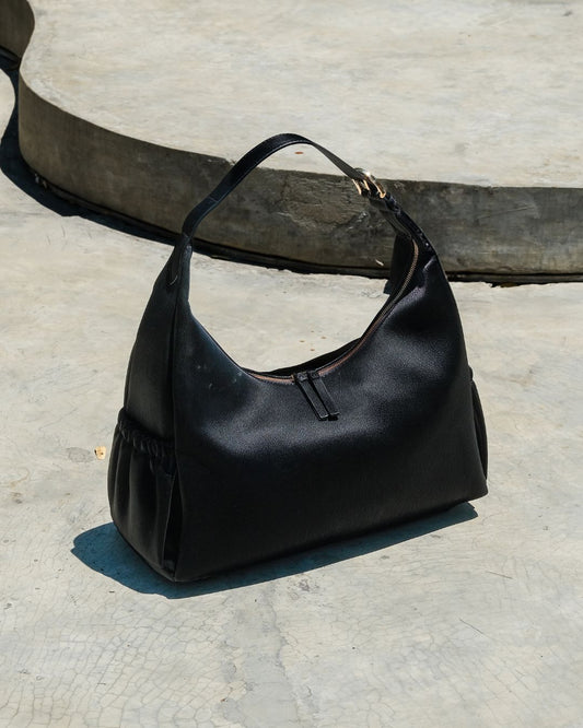 [ARCxTSL] PREORDER #2 HERA HOBO BAG IN BLACK - ARRIVAL EARLY NOV