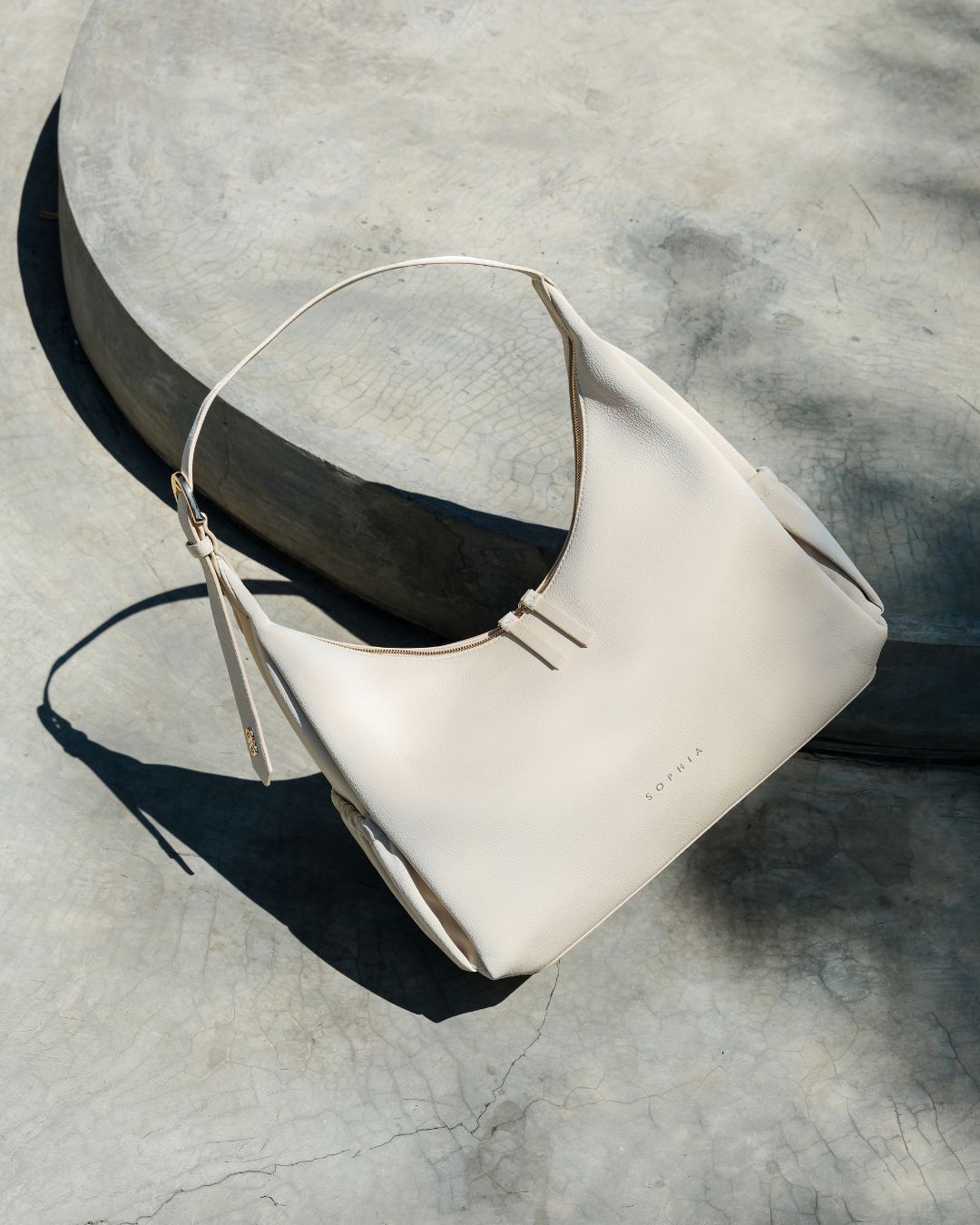 [ARCxTSL] PREORDER #2 HERA HOBO BAG IN PEARL - ARRIVAL EARLY NOV